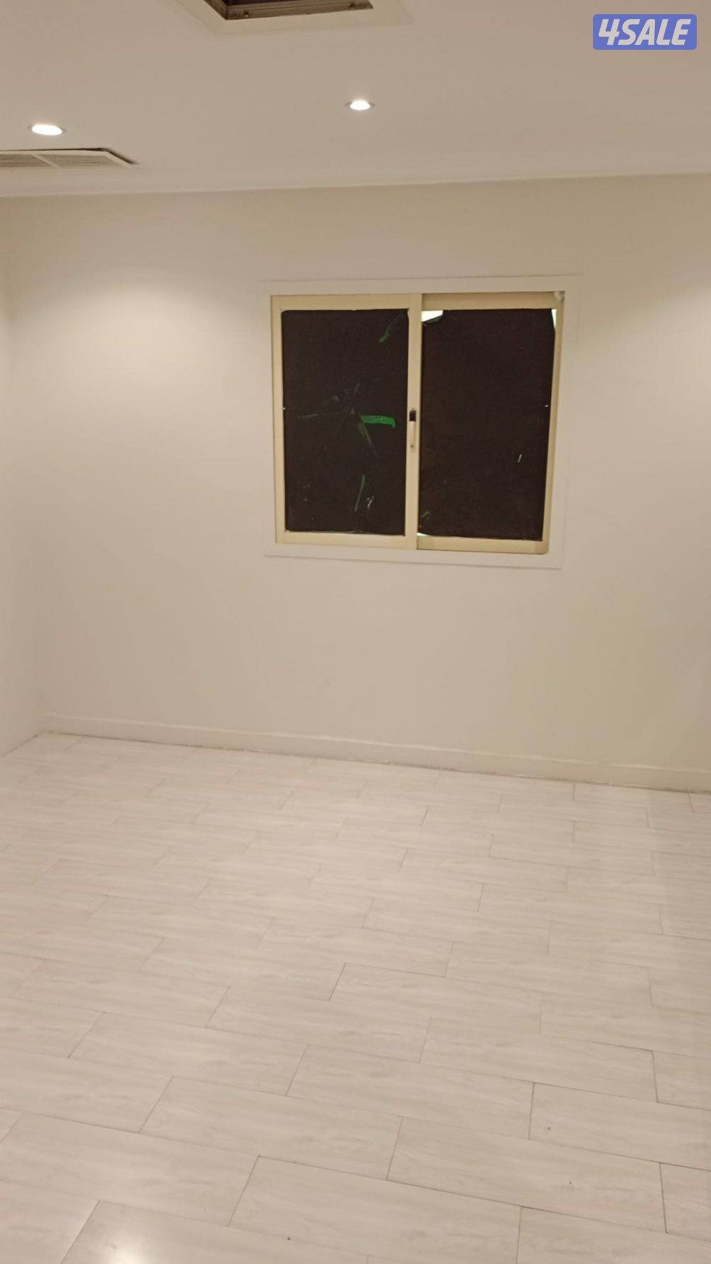 شقه للإيجار غرفه وصاله وحمام ومطبخ جاهزه للتسليم فوري متاح كويتي او وا1