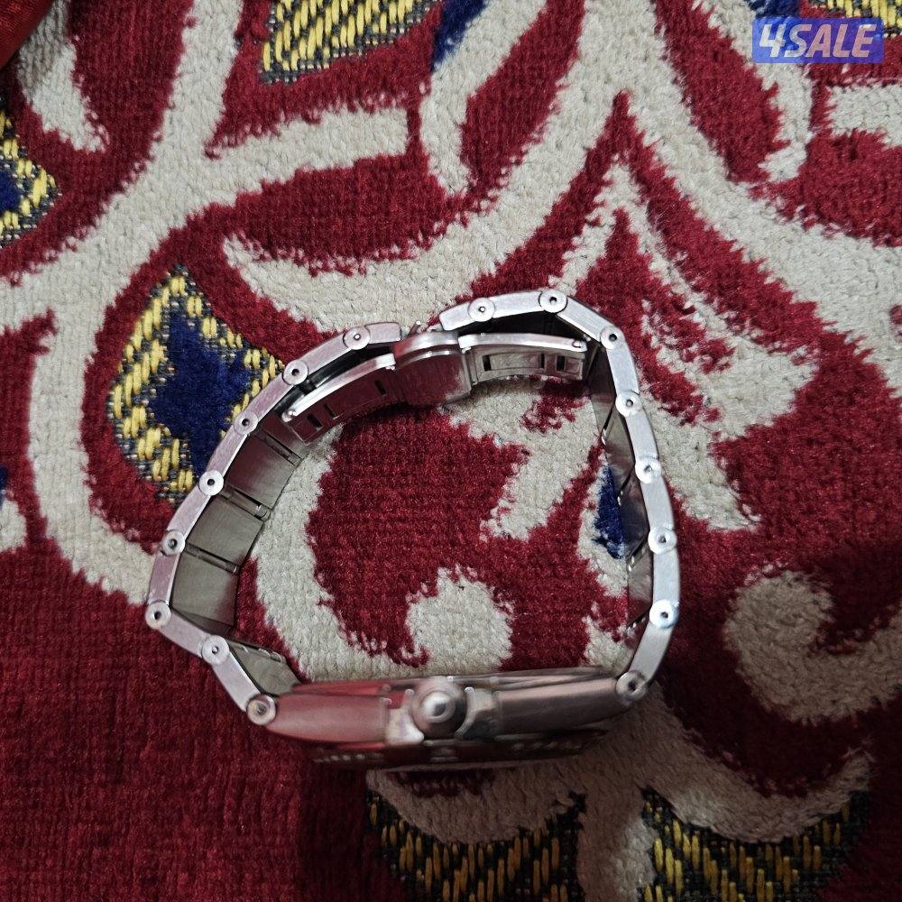 omega constellation watch for sale old it has scratches too orignal.2