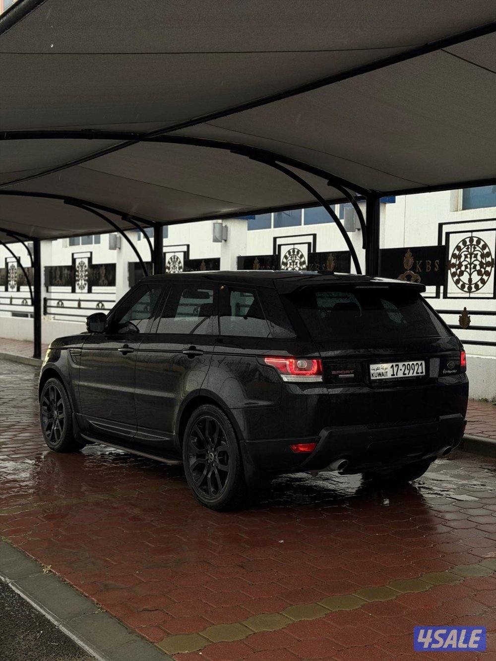 للبيع رنج روفر سبورت 2015  V8 سوبر جارج  اعلا فاه بالوكاله3