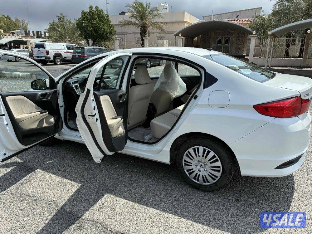 للبيع هوندا سيتي موديل 20201