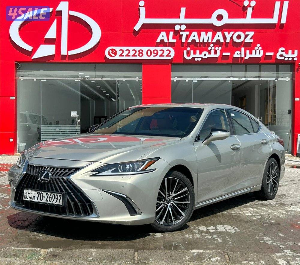 لكزس ES250  موديل 2023 ماشى 133.000 k.m  وارد الساير0