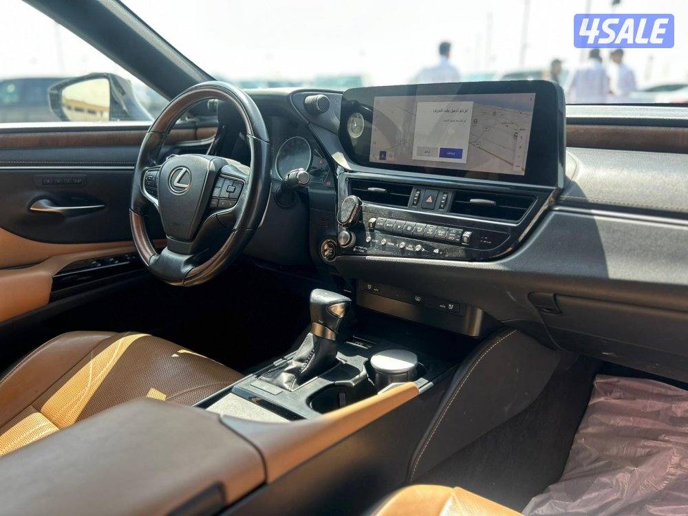 لكزس ES250  موديل 2023 ماشى 133.000 k.m  وارد الساير7