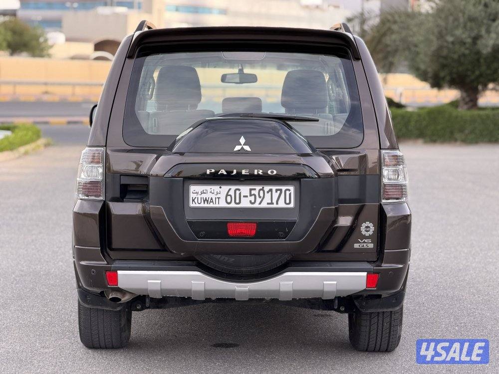 باجيرو 2022 كامل المواصفات (( صبغ الوكالة ))5