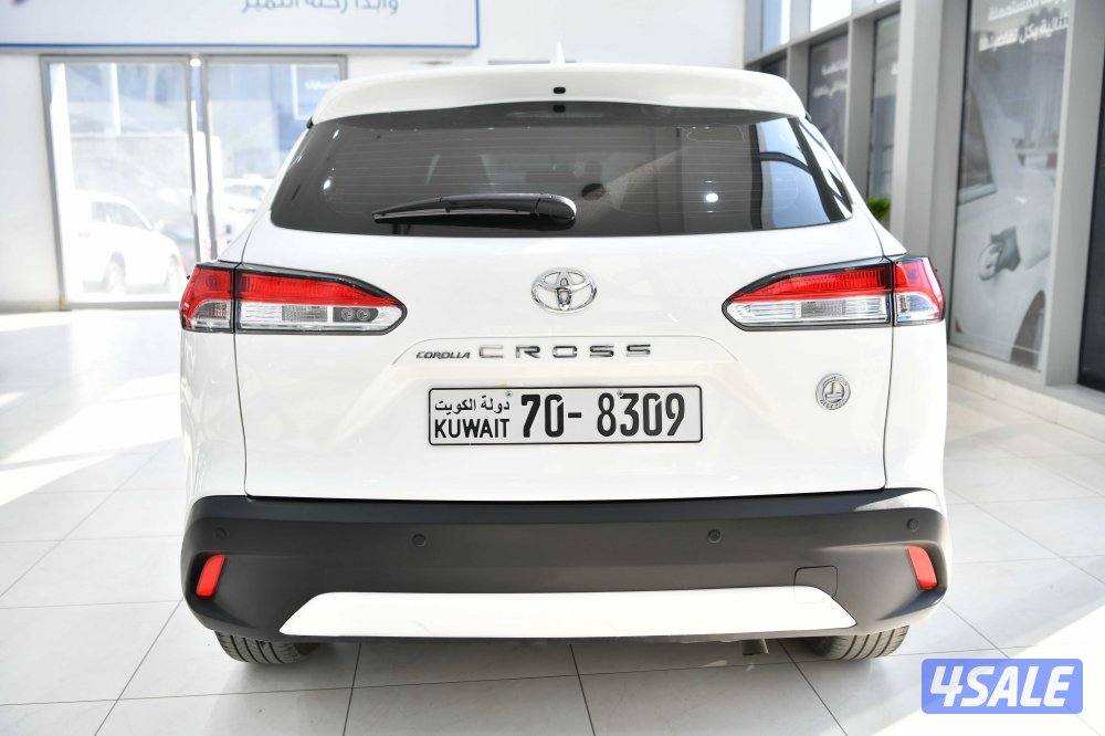 تويوتا كورولا كروس3
