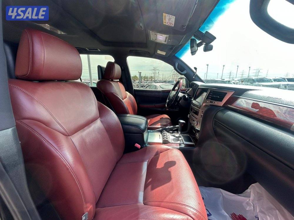 لكزس LX570 S موديل 2015 ماشى 326.000 k.m وارد الساير. صبغ وكالة4