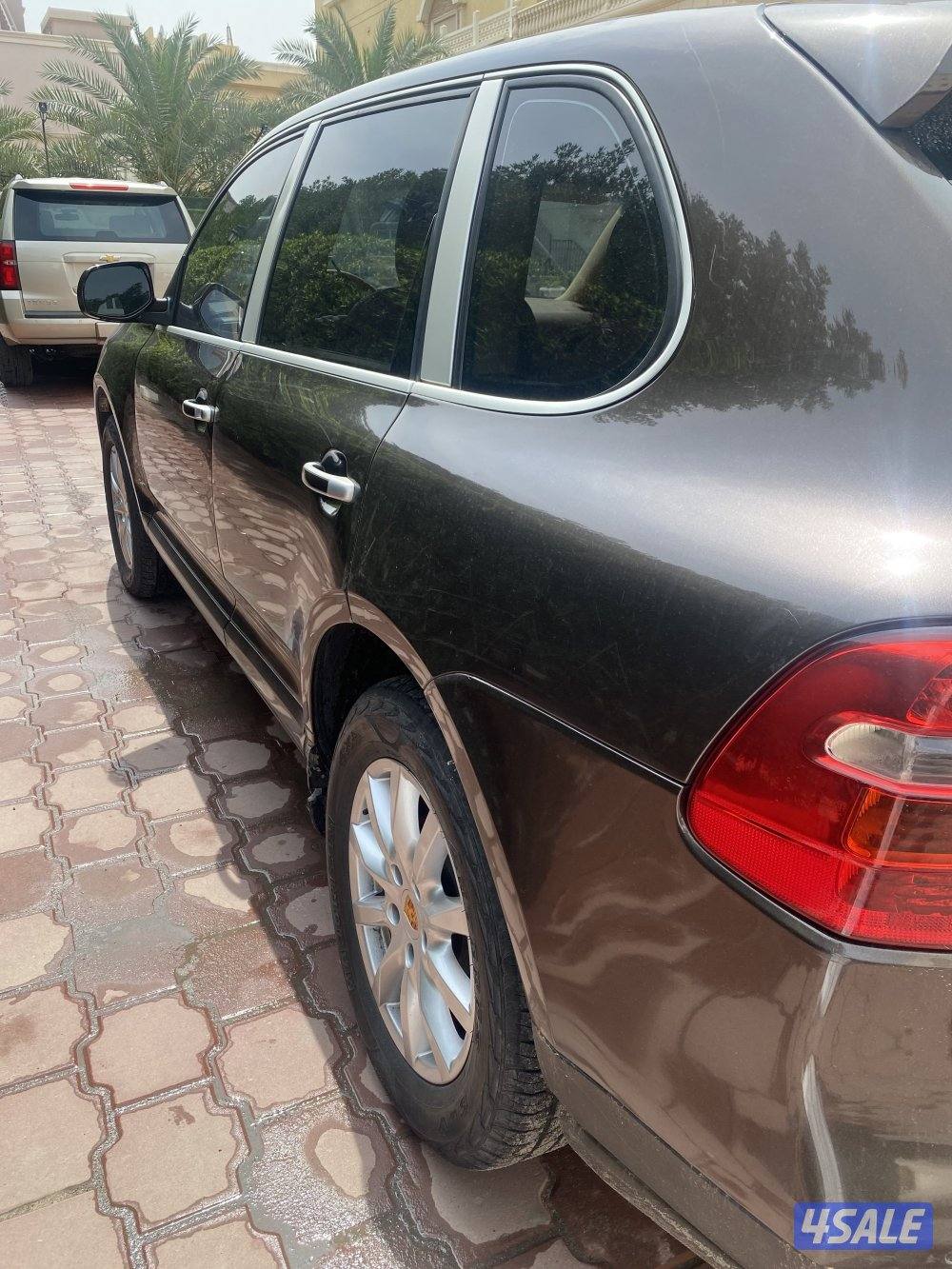 للبيع كايين موديل ٢٠١٠1