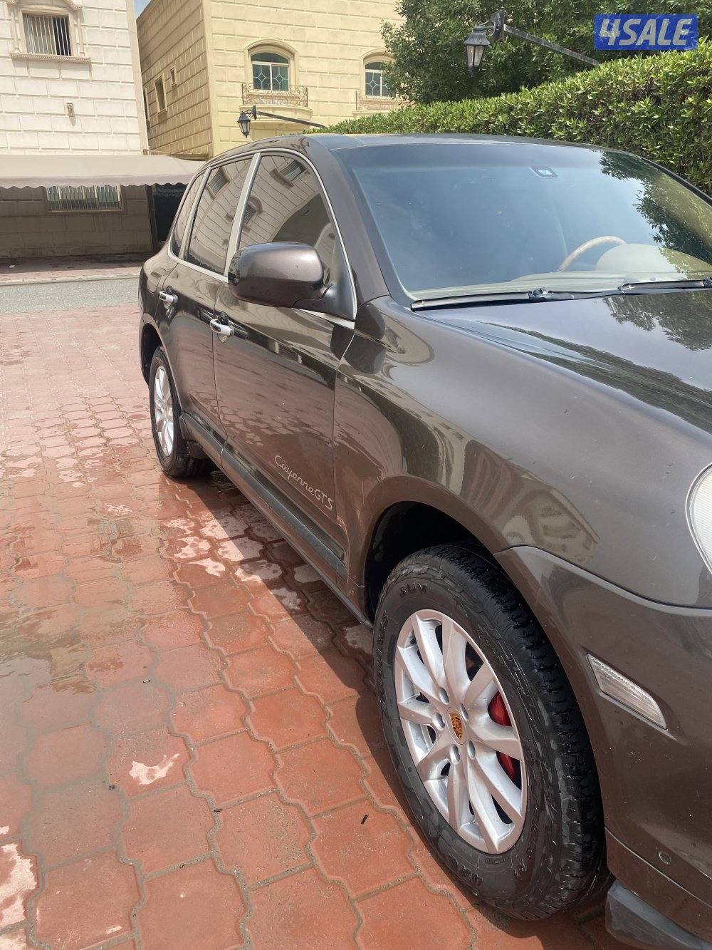 للبيع كايين موديل ٢٠١٠3