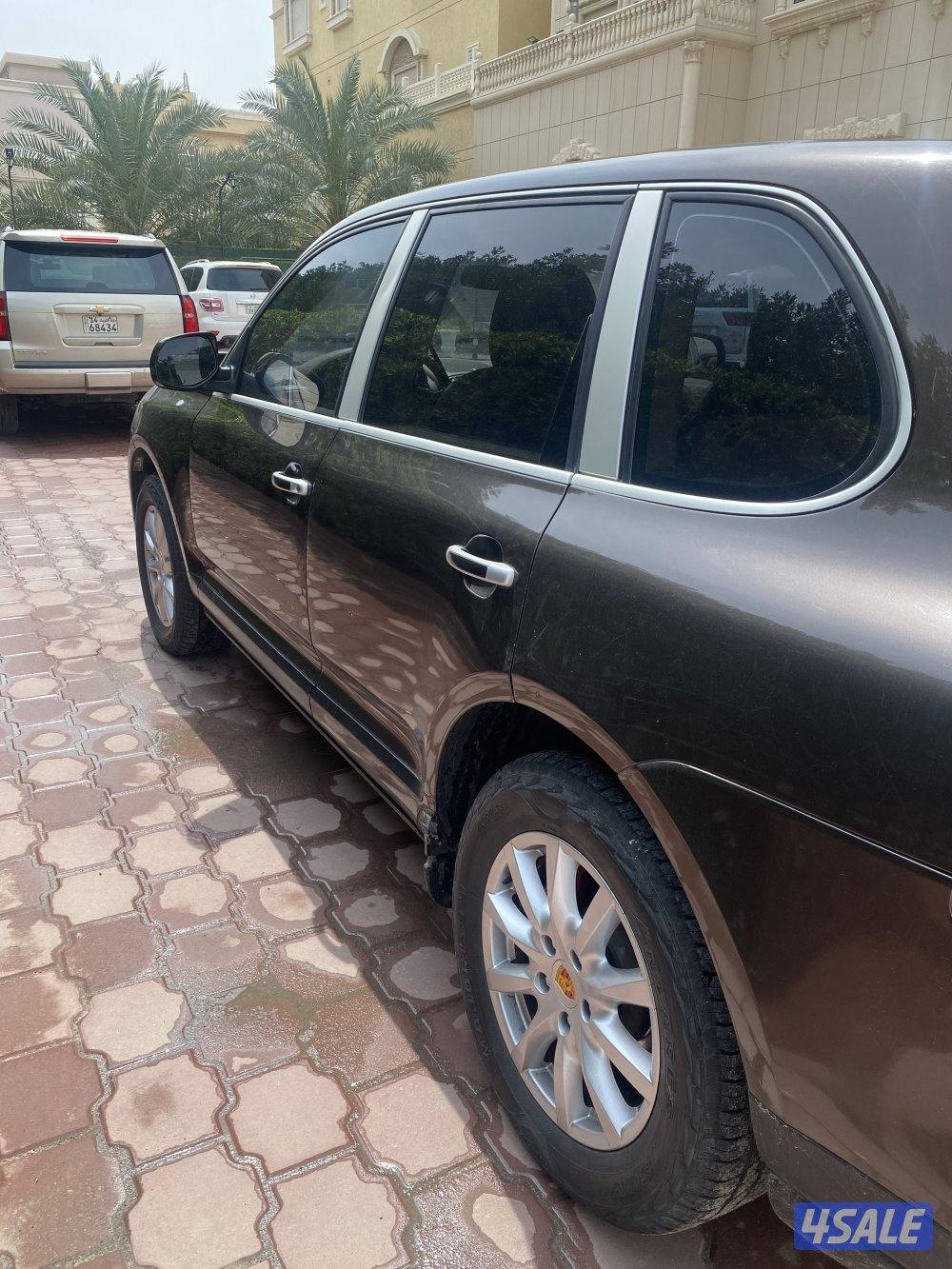 للبيع كايين موديل ٢٠١٠5