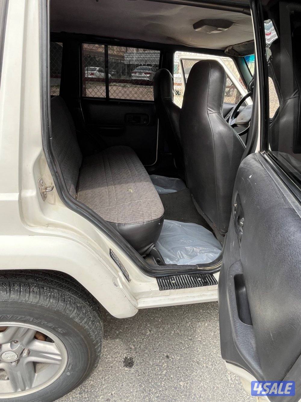 جيب شيروكي4