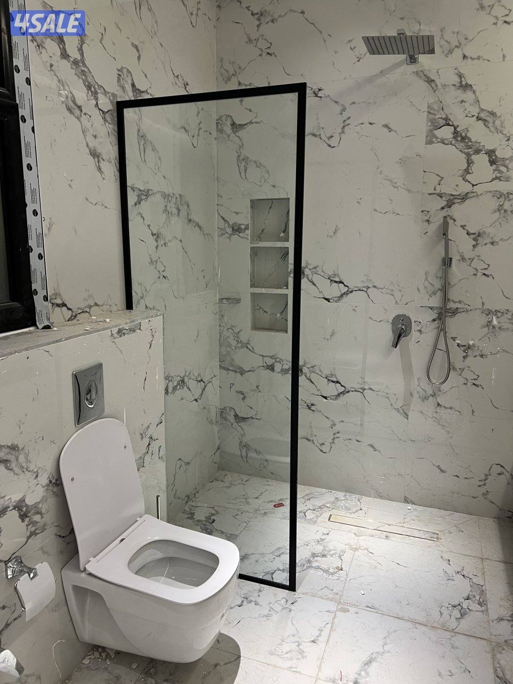 تركيب جميع أنواع الزجاج والمرايا شاور بكس طاوله طعام ديوانيه0