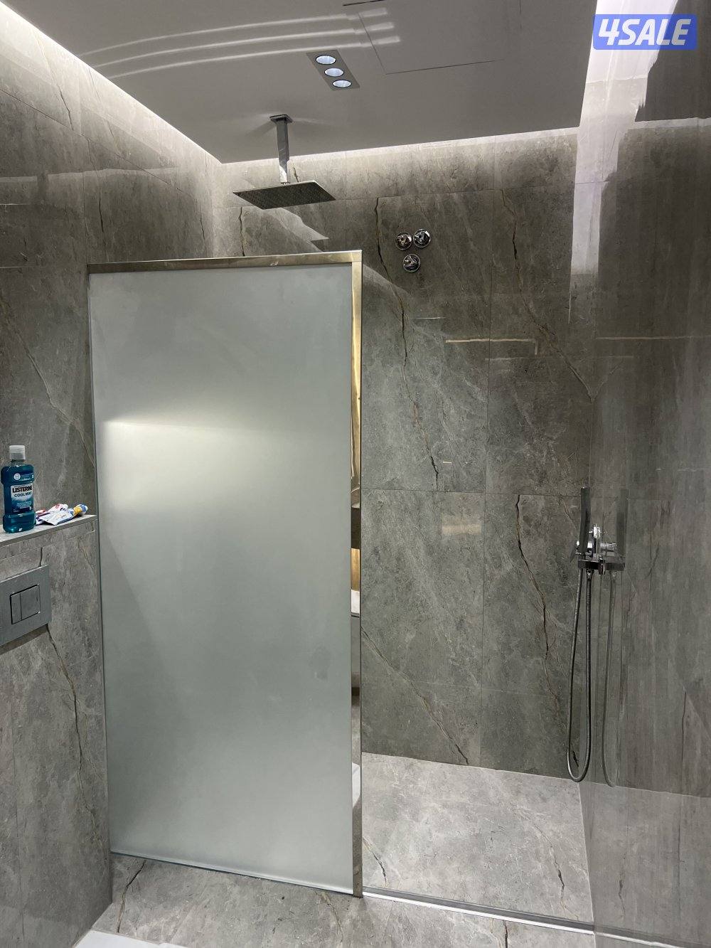 تركيب جميع أنواع الزجاج والمرايا شاور بكس طاوله طعام ديوانيه1