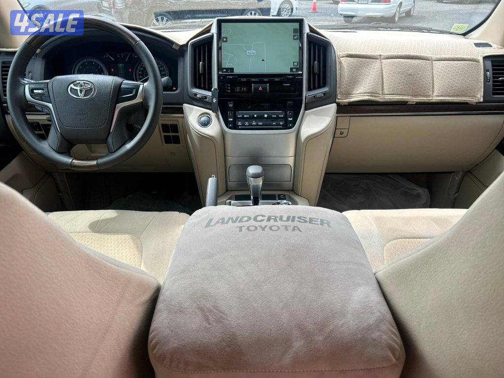 تويوتا لاند كروزر GX.R-V6 موديل 2021 ماشى 43.000 k.m وارد الساير .6