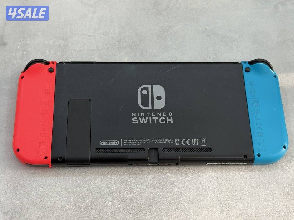 Nintendo Switch 6 Games + Pro Controller0