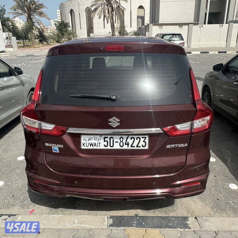 للبيع سيارة ارتيجا سزوكي2