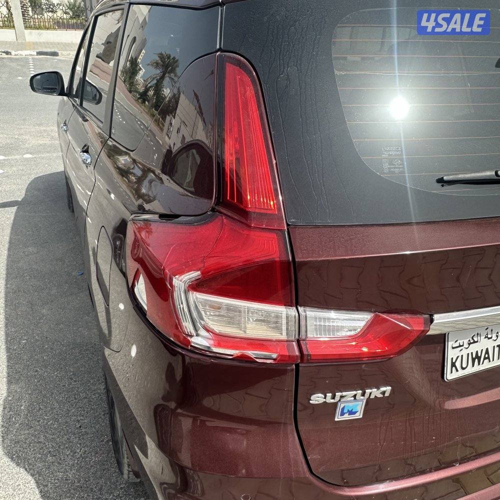 للبيع سيارة ارتيجا سزوكي5