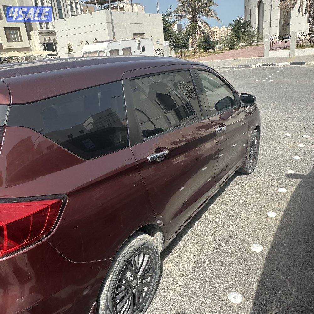 للبيع سيارة ارتيجا سزوكي7