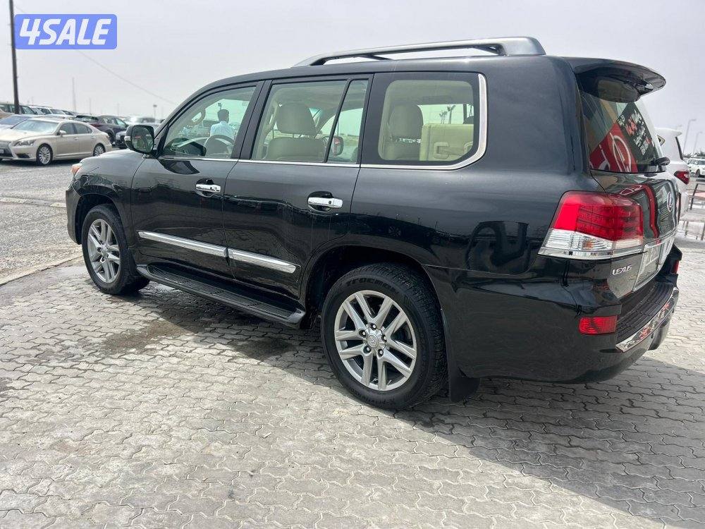 لكزس LX570 درجة ثانيه  موديل 2012 ماشى 372.000 k.m  وارد الساير2