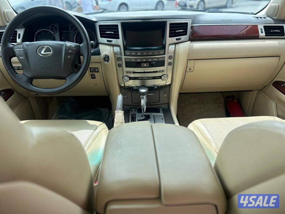 لكزس LX570 درجة ثانيه  موديل 2012 ماشى 372.000 k.m  وارد الساير6