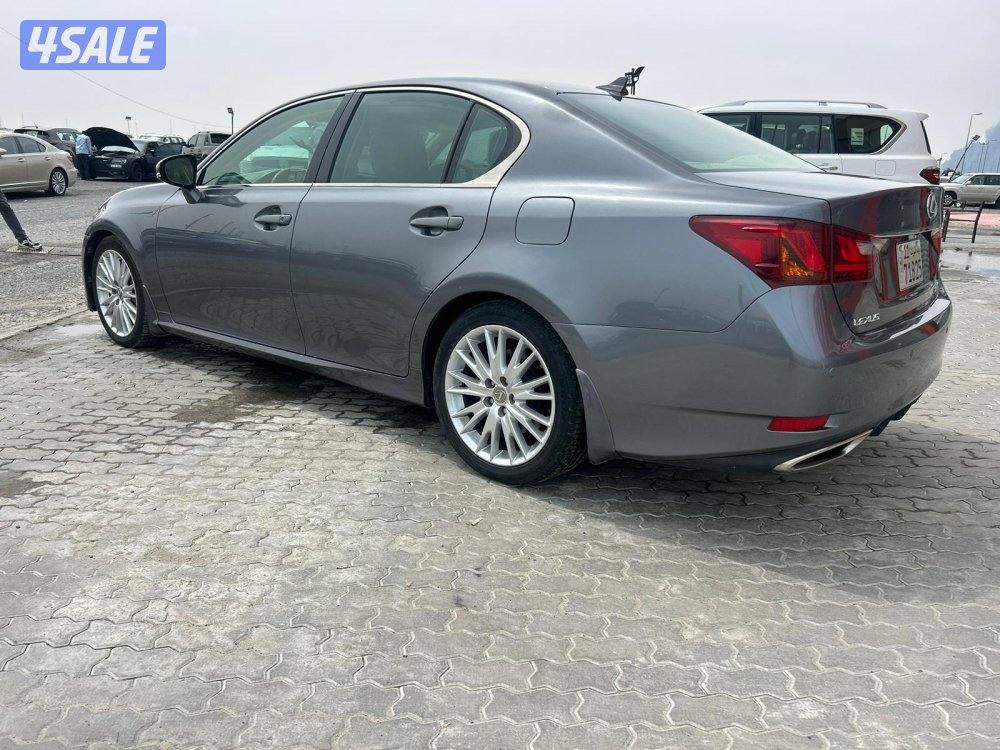 لكزس GS350 موديل 2012 ماشى 143.000 k.m وارد الساير.2