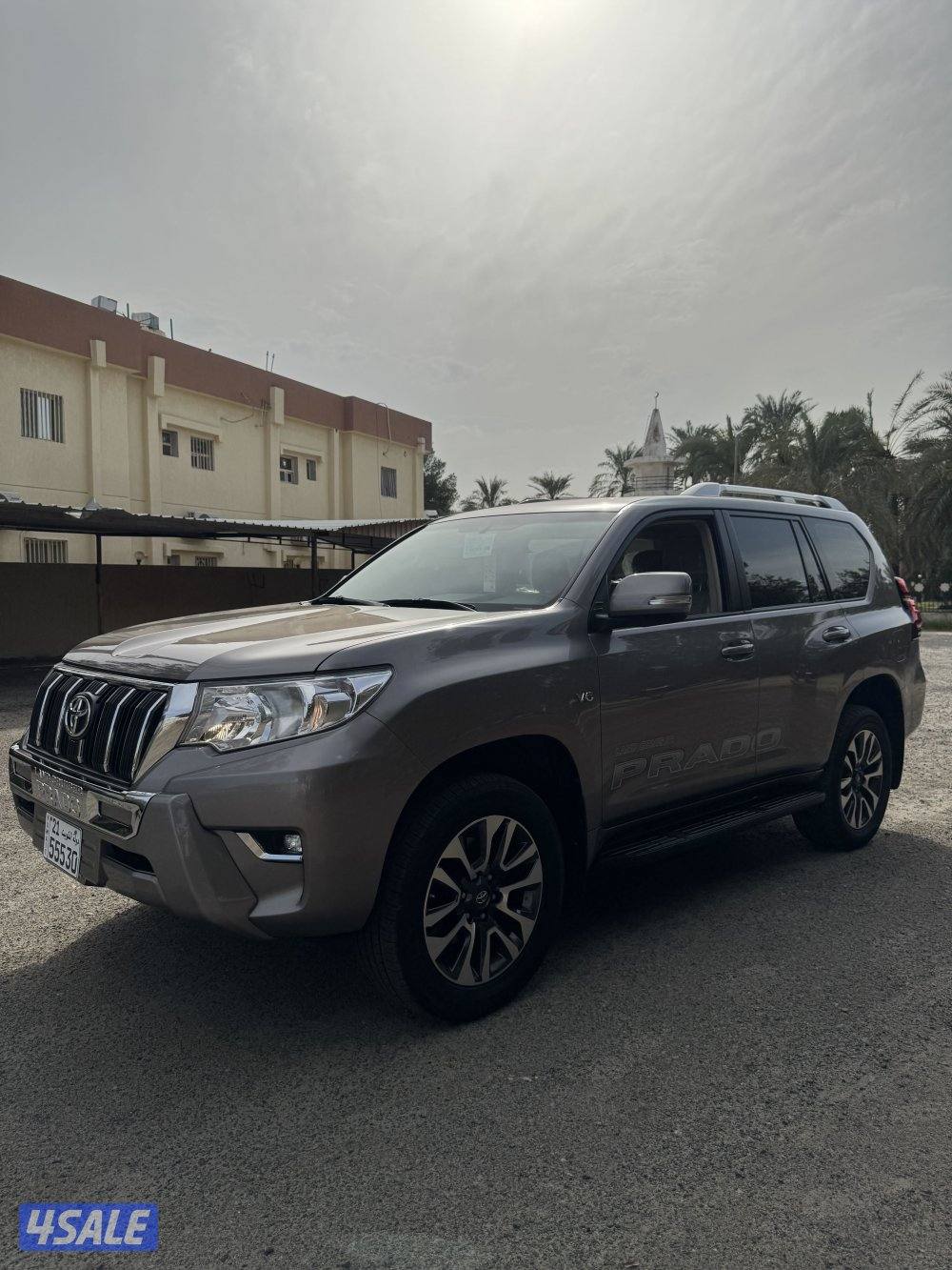 للبيع برادو TXL 2022 الدرجة الاولى صبغ الوكالة عداد 44 الف1