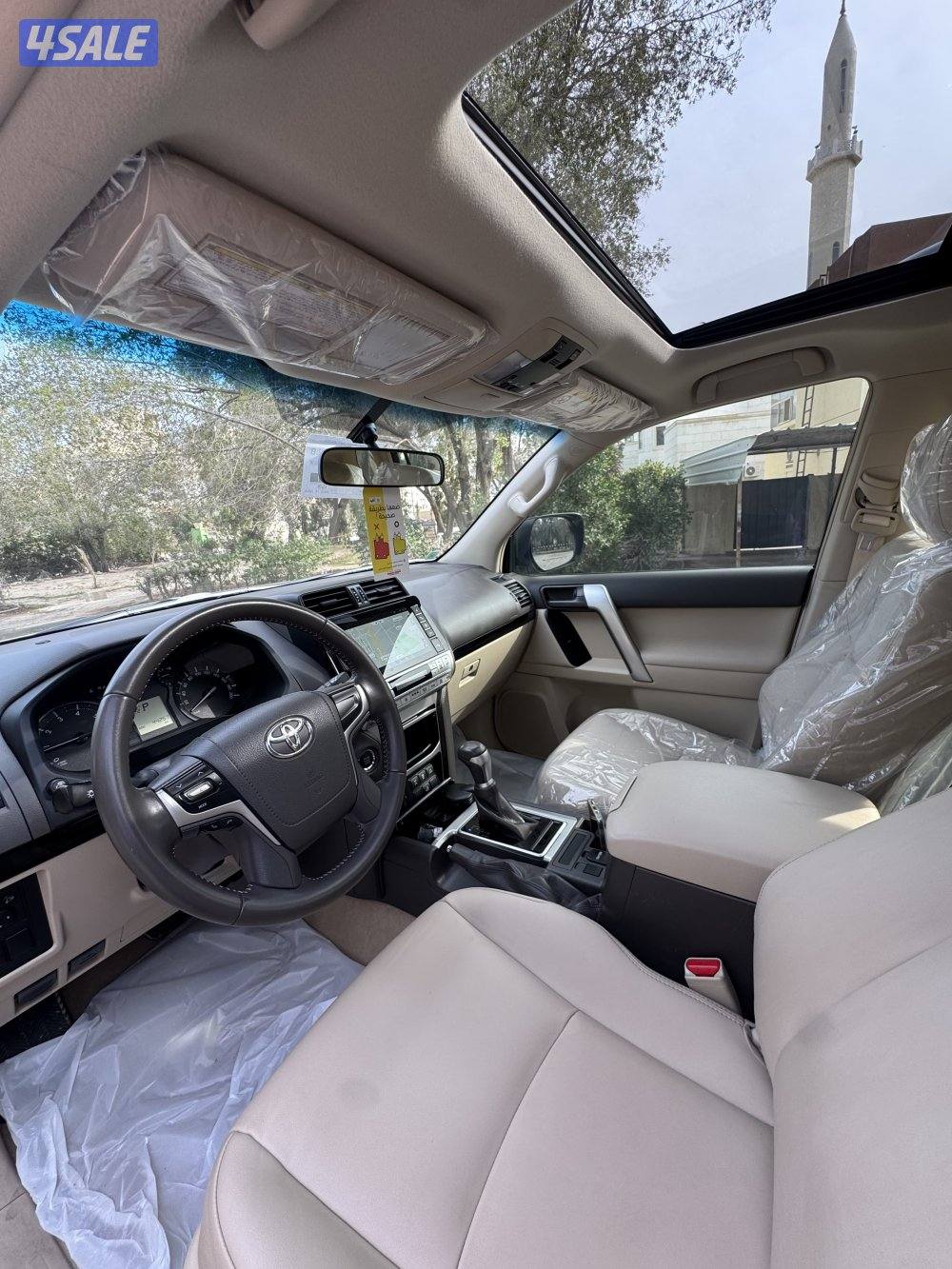 للبيع برادو TXL 2022 الدرجة الاولى صبغ الوكالة عداد 44 الف4