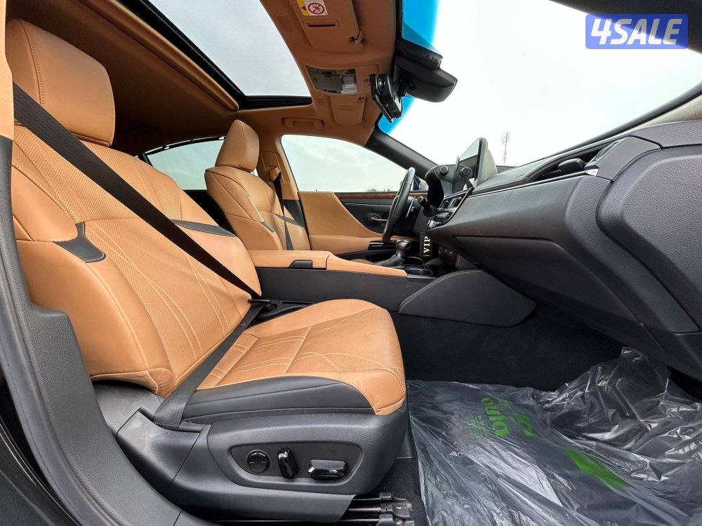 ليكزس 
ES 350
اعلى فئه9