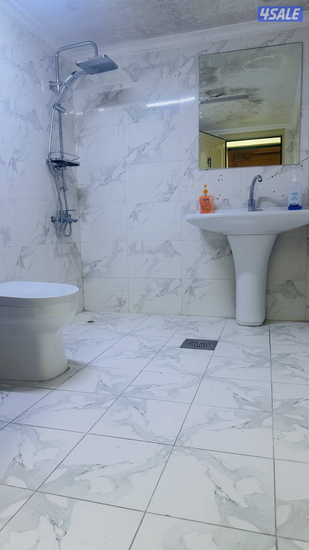 شقه خلو للايجار حولي غرفة وصالة وحمام ومطبخ8