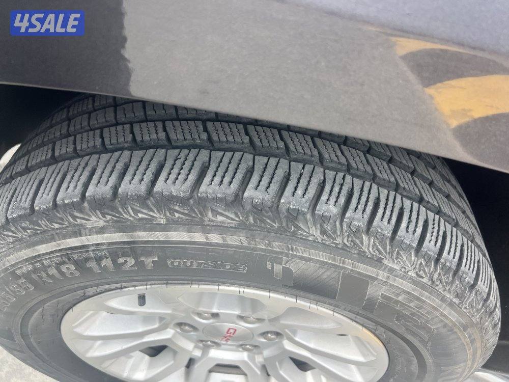 للبيع يوكن 2018 بهبهاني صبغ وكاله ماعدا قطعه وحده فقط5