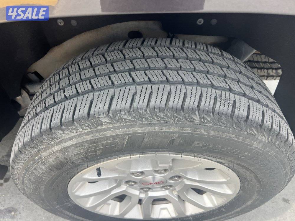 للبيع يوكن 2018 بهبهاني صبغ وكاله ماعدا قطعه وحده فقط12