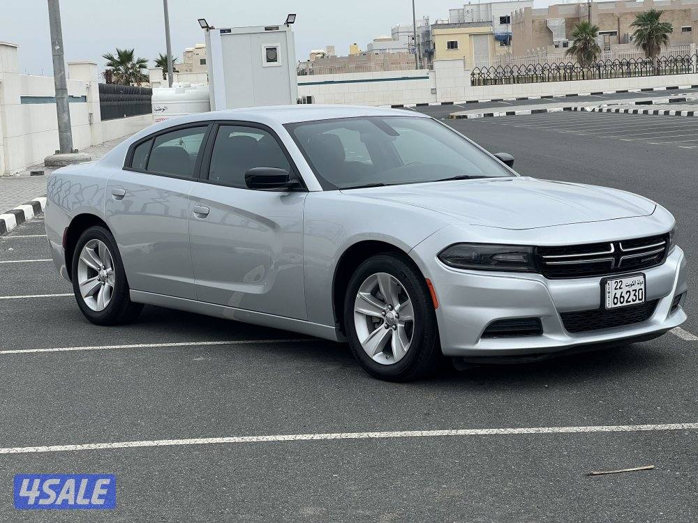 للبيع دوج تشارجر 20230