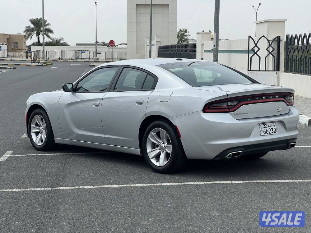 للبيع دوج تشارجر 20231