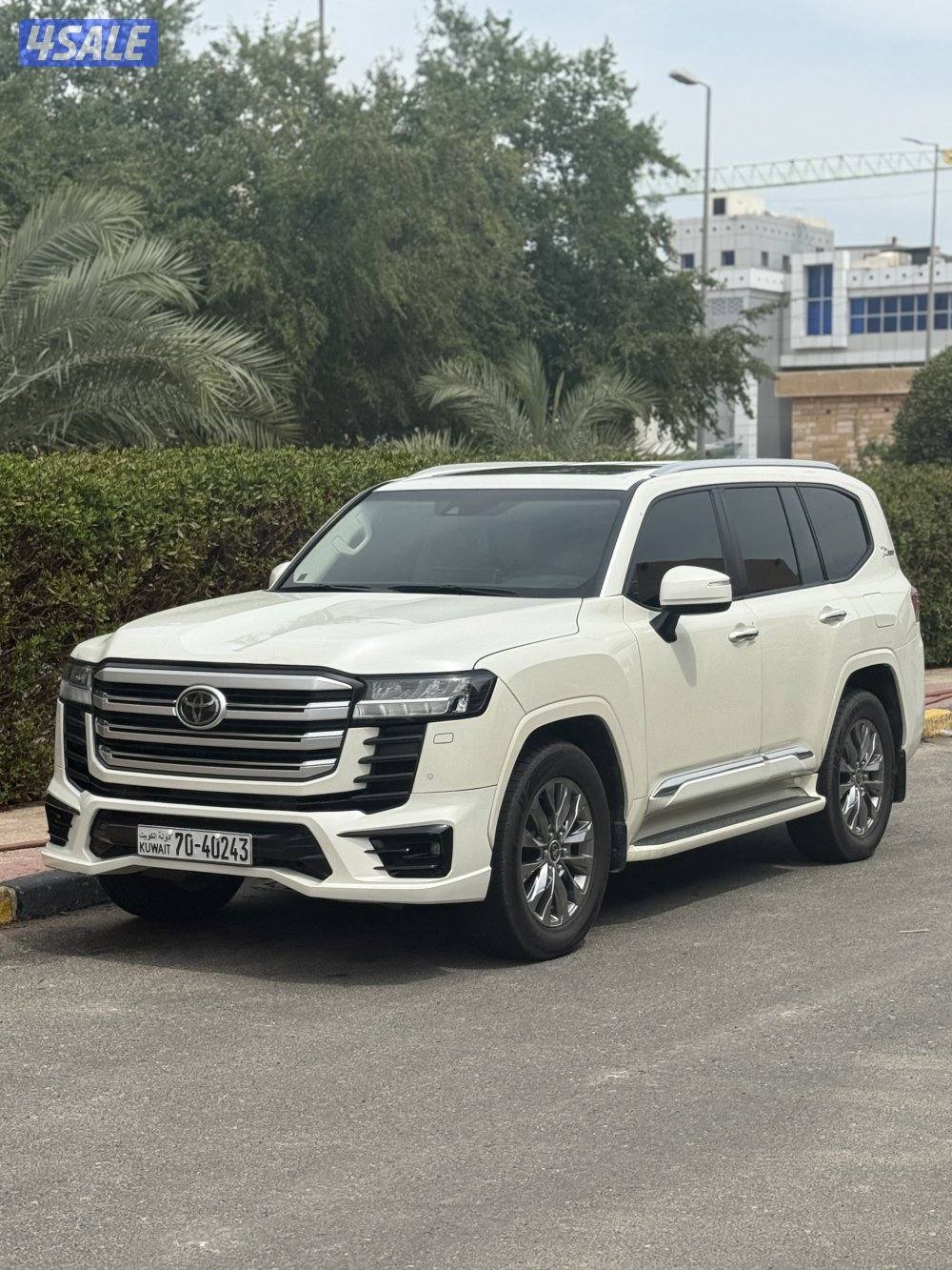 Land Cruiser GXR Twin Turbo Aero S 20223