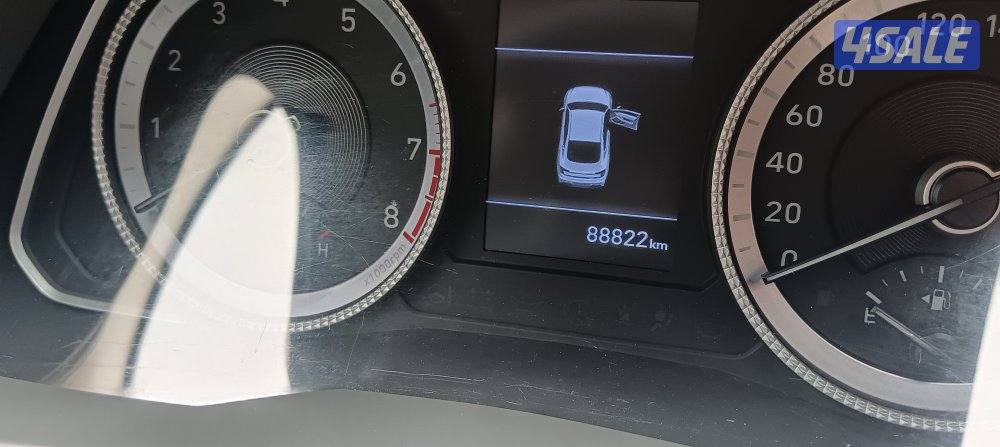 للبيع هيونداي سوناتا بحالة ممتازة 2020 عداد 88 الف5