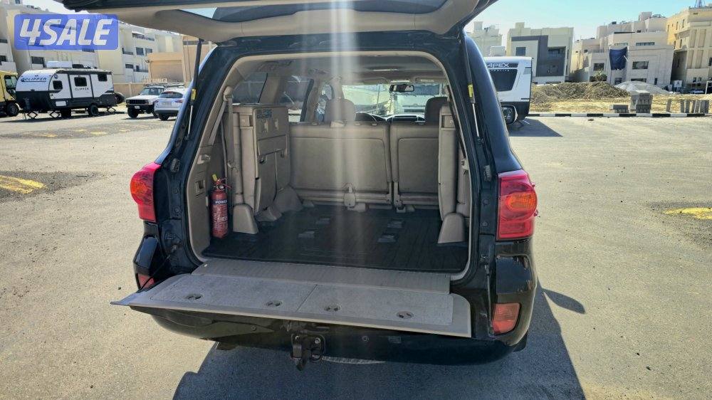 GXR 2015 V8 Limited9