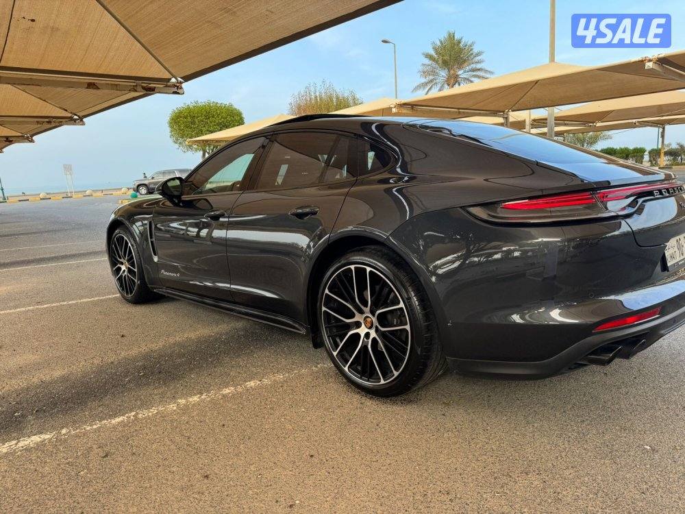 للبيع باناميرا موديل 2022 فل ابشن فور 4 اس4