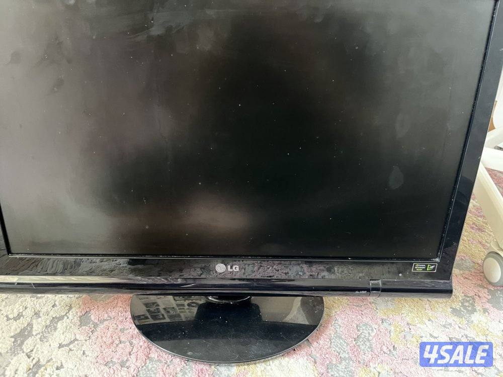 24 inc lg dvi can be as hdmi comes with free keyboard and mouse 60hz1