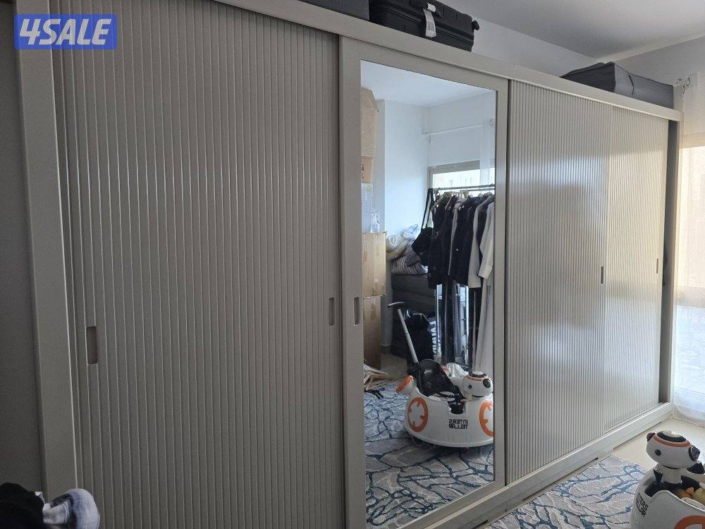 طاولة طعام من اشلي3