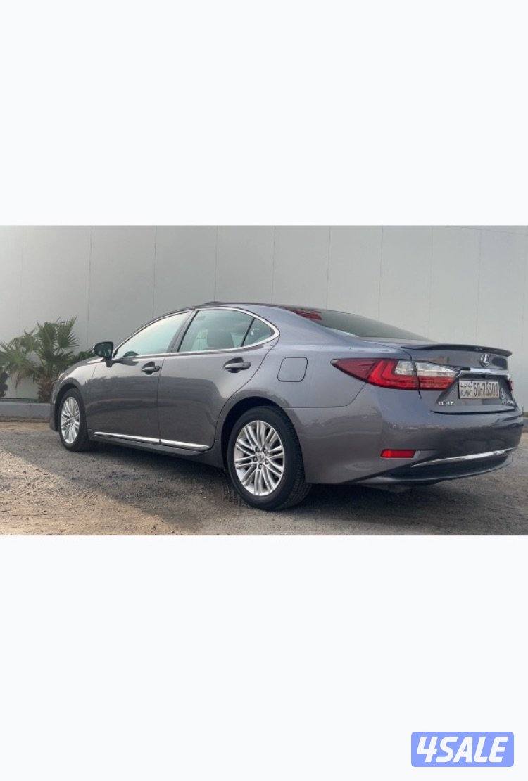 لكزس موديل 2018 بحالة المصنع عداد 136 🔥2