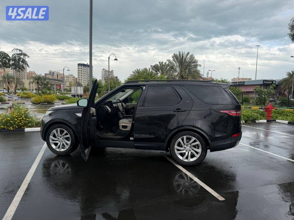 للبيع لاندروفر ديسكفري HSE وارد امريكا موديل 20177