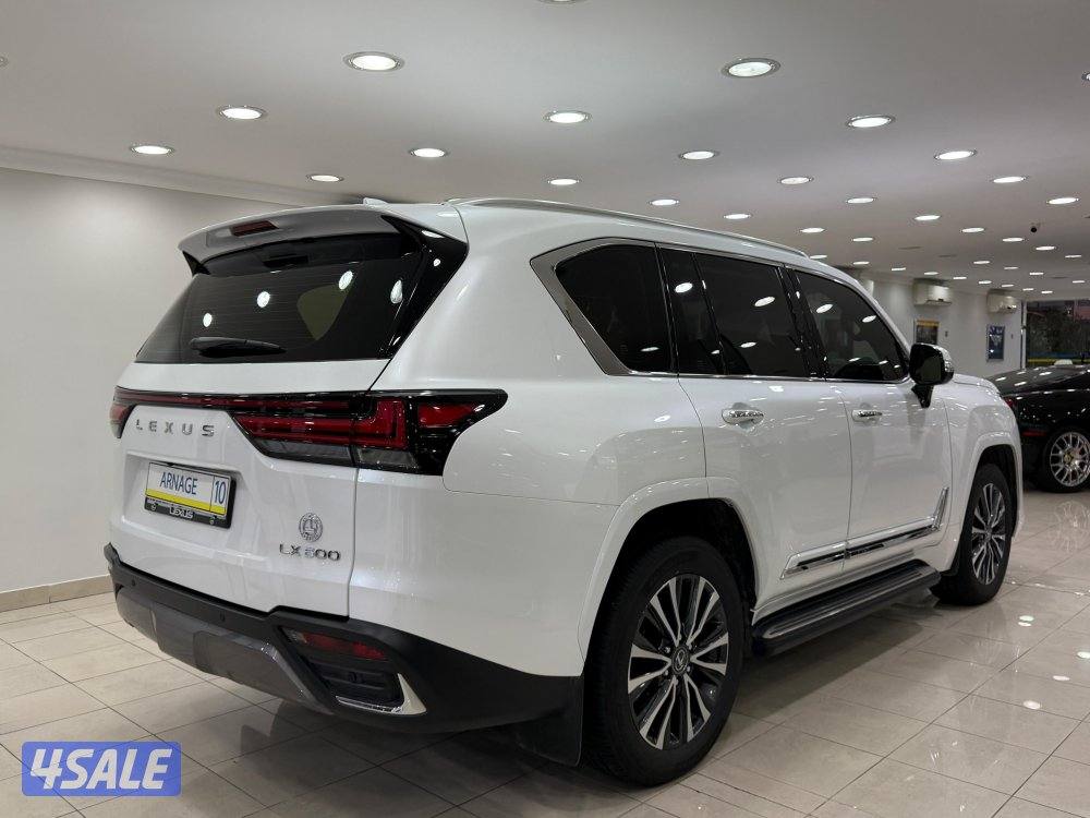 لكزس LX600 وكالة تحت الكفالة موديل ٢٠٢٥ عداد ١٠٠٠٠ الاف كيلو4