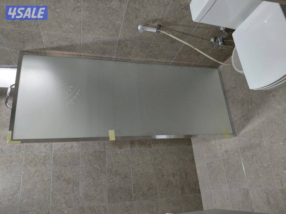 تركيب جميع اعمال الزجاج  شاور بوكس _دربزين _واجهات زجاج_ مرايا_ قواطع8