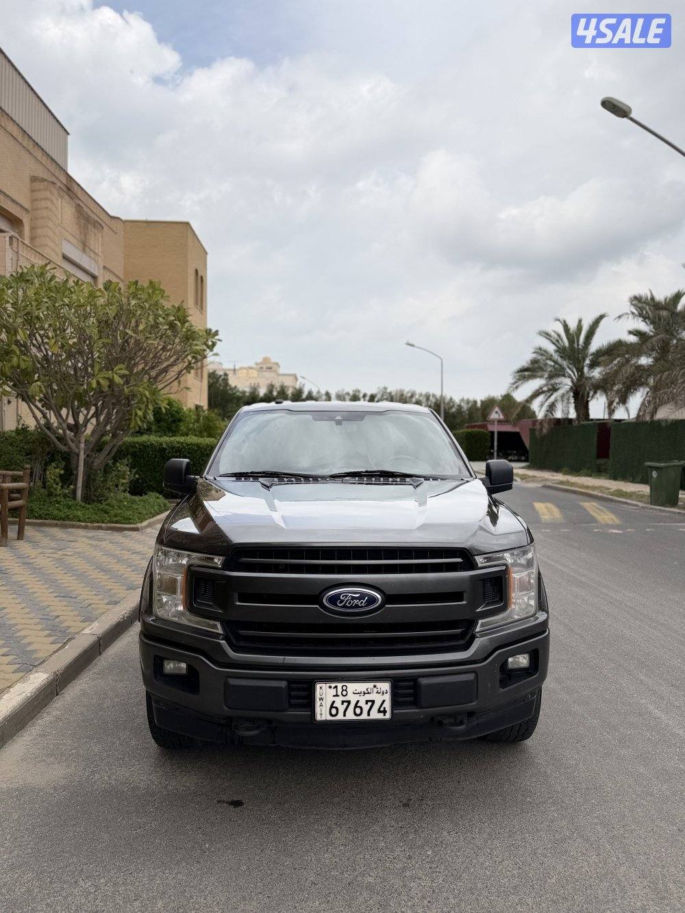 للبيع وانيت F150 شرط الفحص بل كامل5