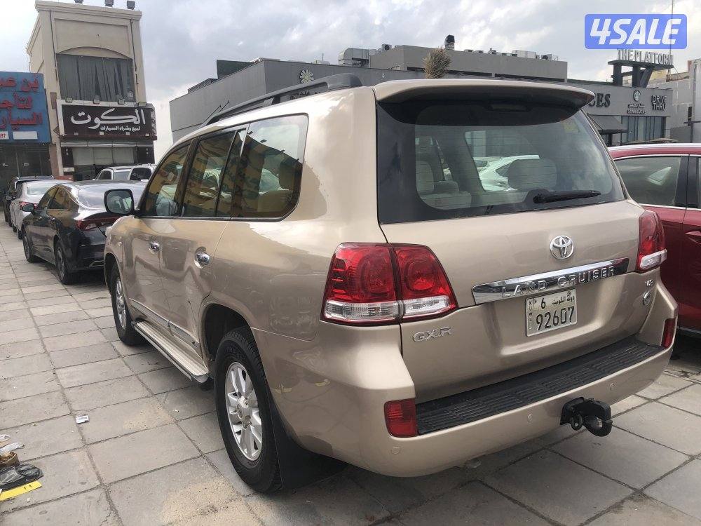 لاندكروزر GXR2