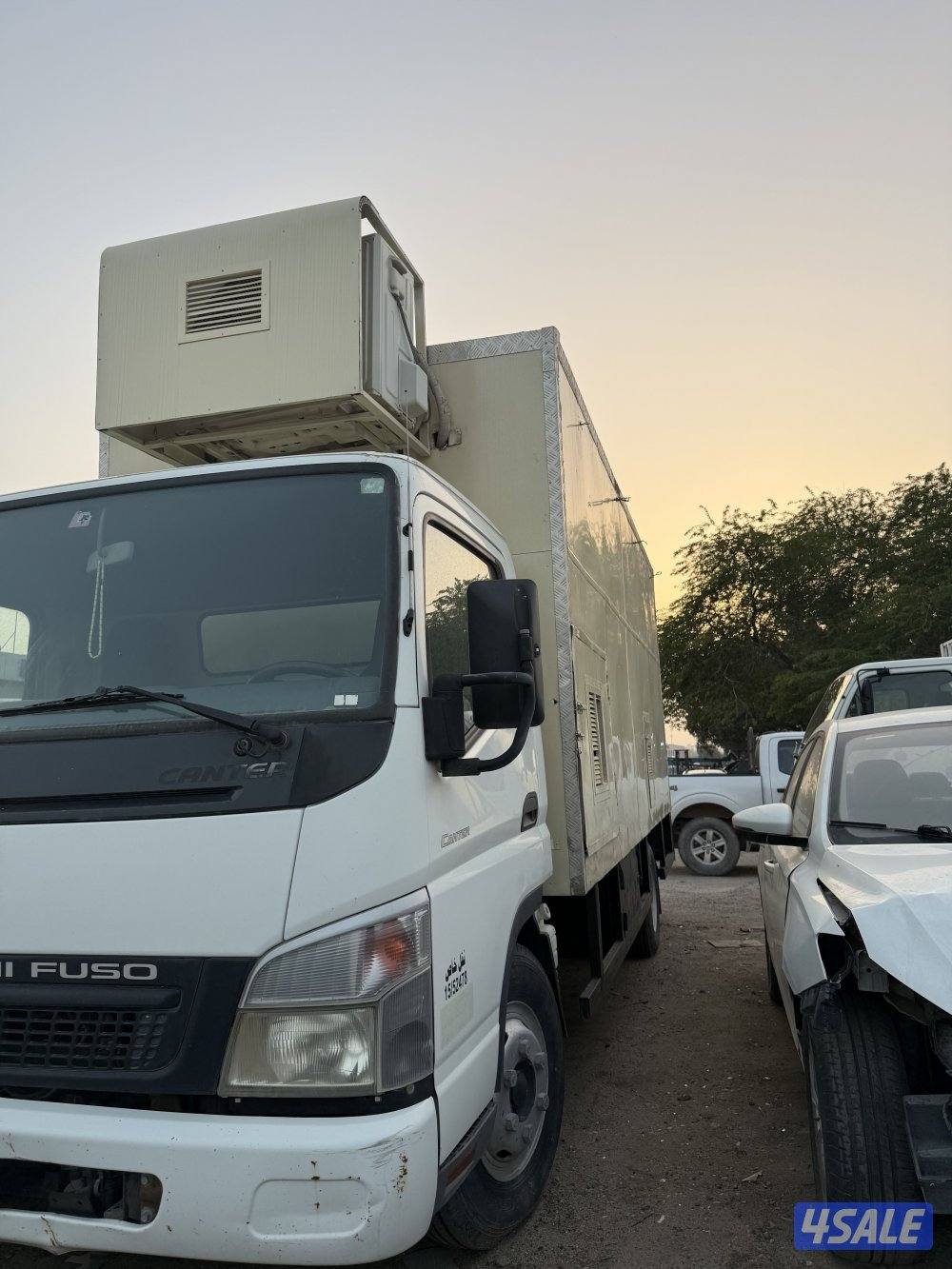 للبيع كابوند مستوبيشي موديل 2016 ماشيه 66 الف طول 5 متر4