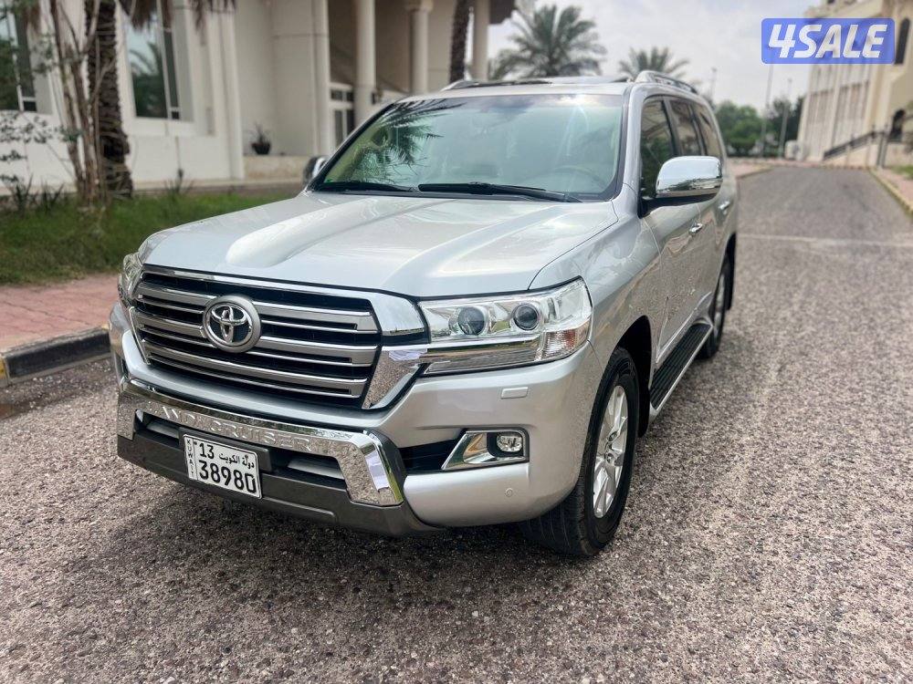 لاندكروز موديل ٢٠١٦ الساير ماشي ١٠٤ سرفيس منتظم صبغ وكاله عدا قطعه5