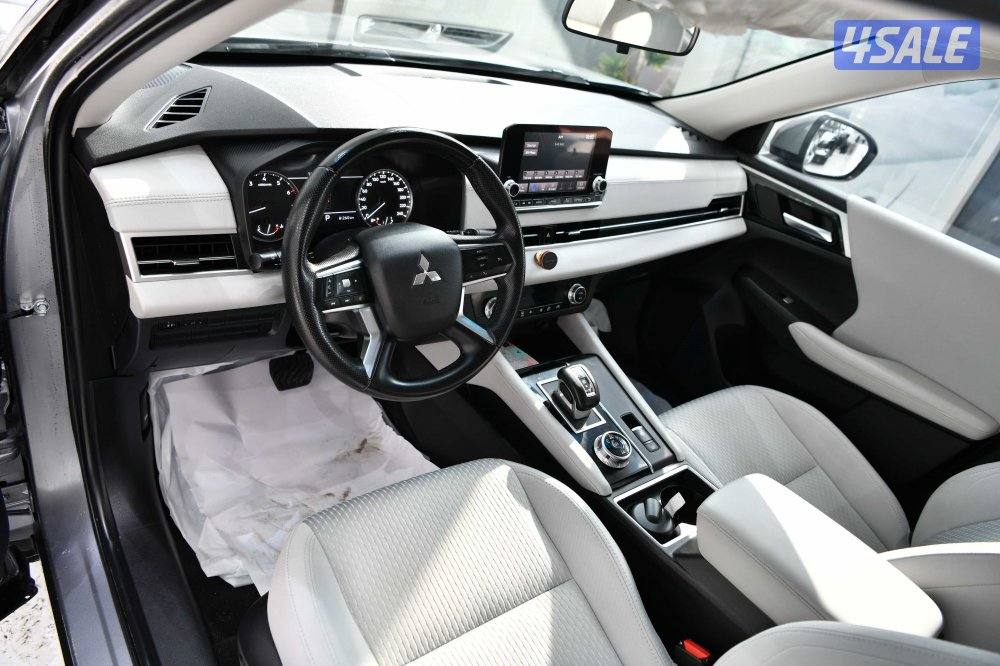 ميتسوبيشي اوتلاندر5