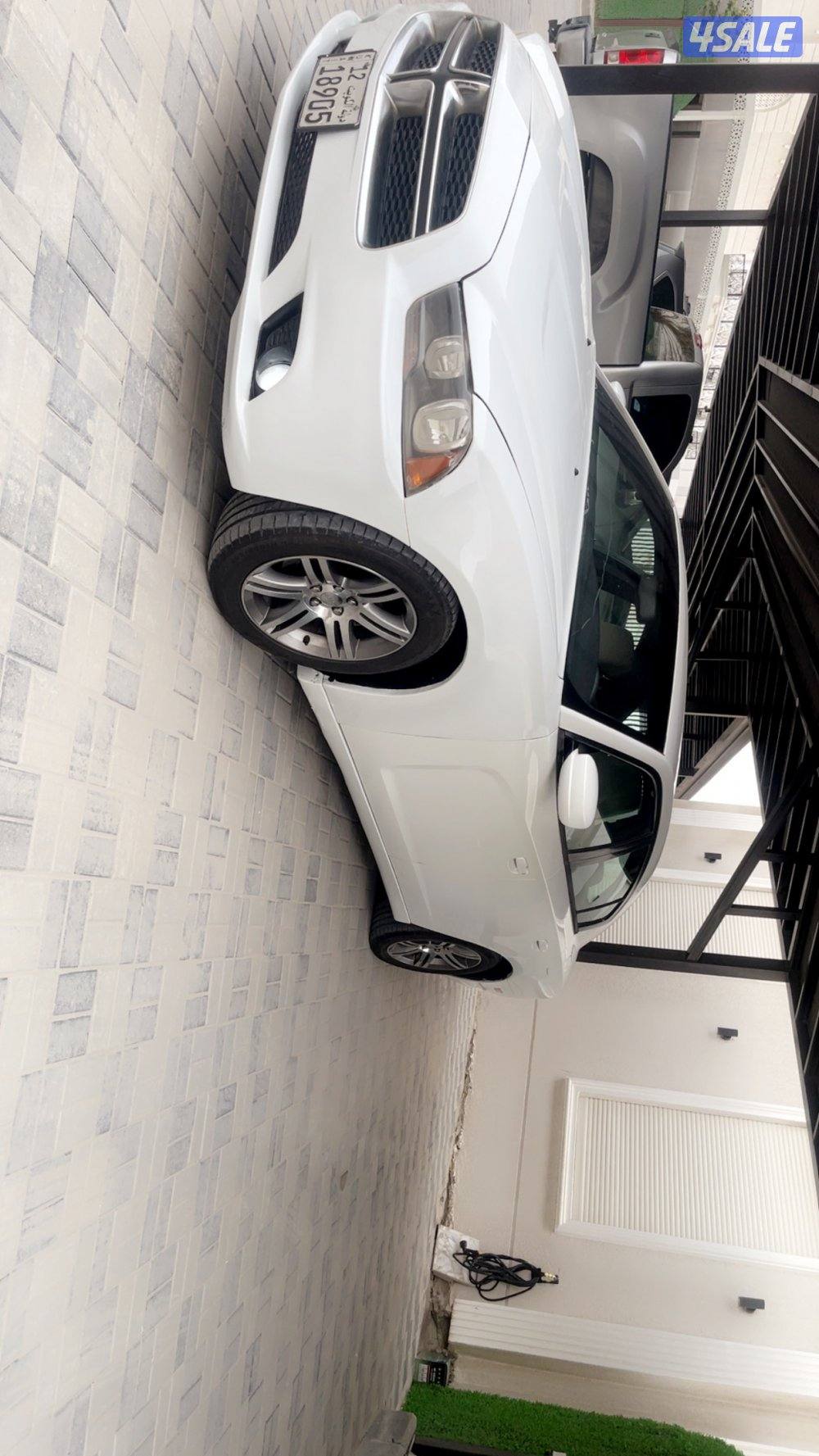 للبيع دوج شارجر قمه بالنظافه2