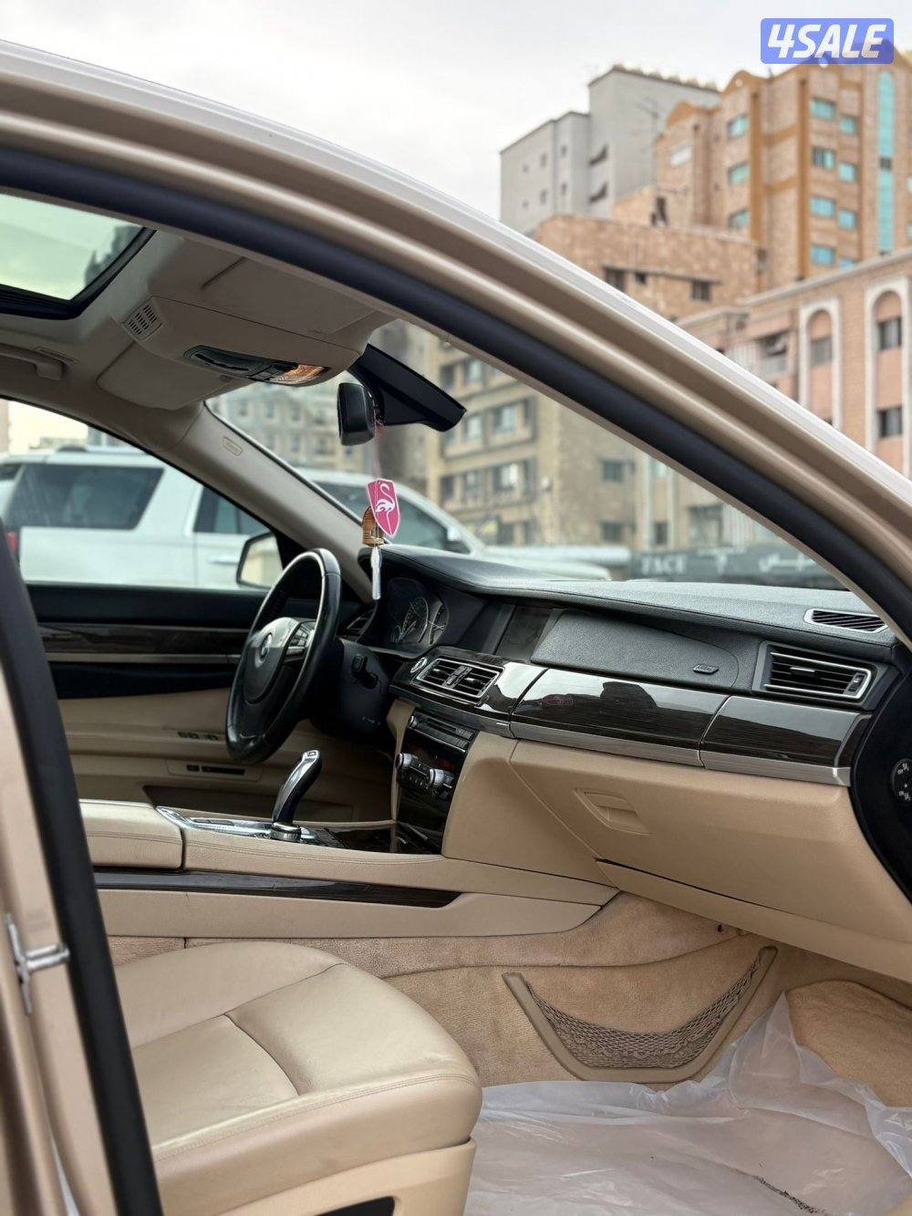 BMW 730Li موديل 20115