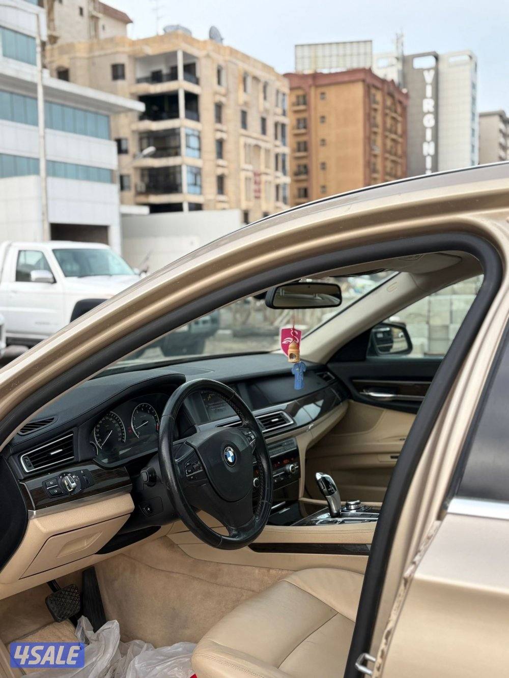 BMW 730Li موديل 20116