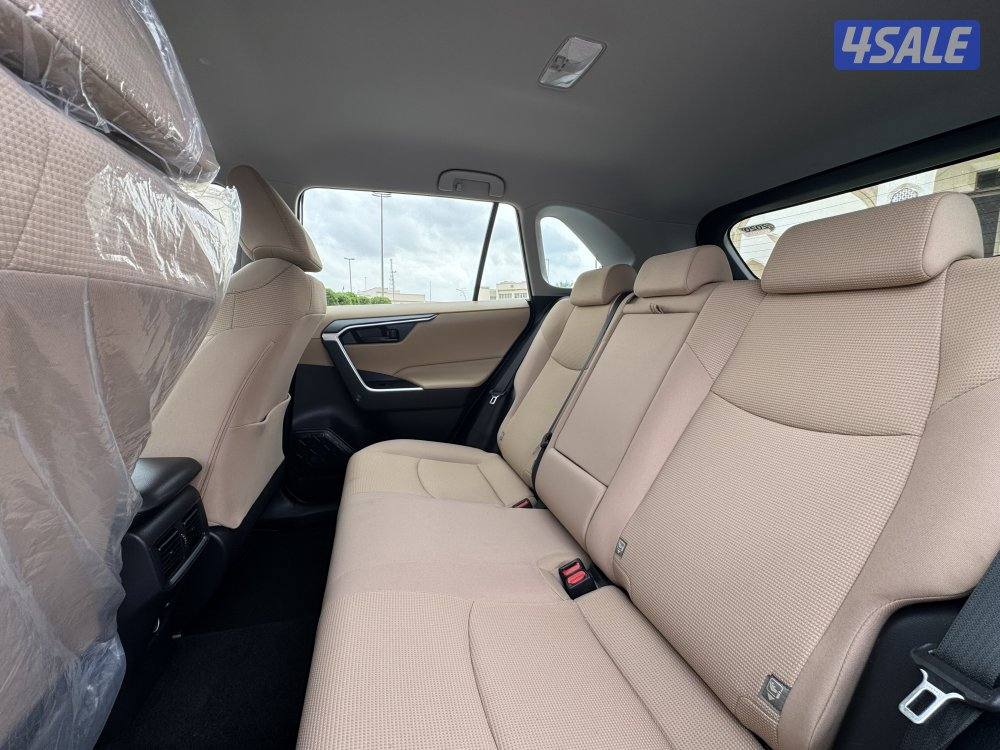 تويوتا RV4 موديل 2020 بحاله الوكاله وشرط الفحص4